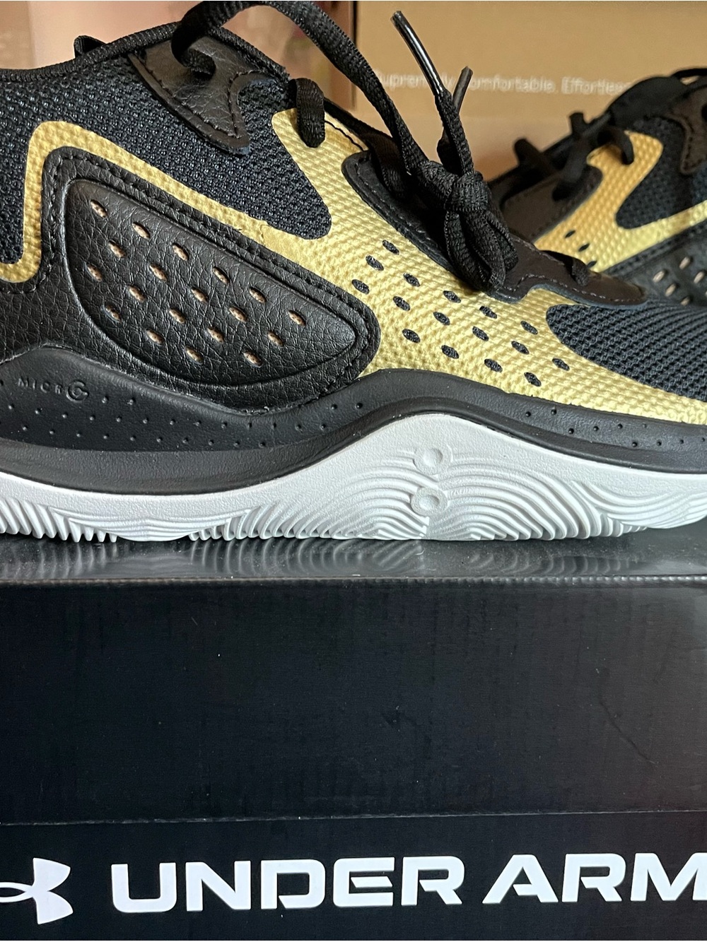 Under Armour Black and Yellow Athletic Trainers